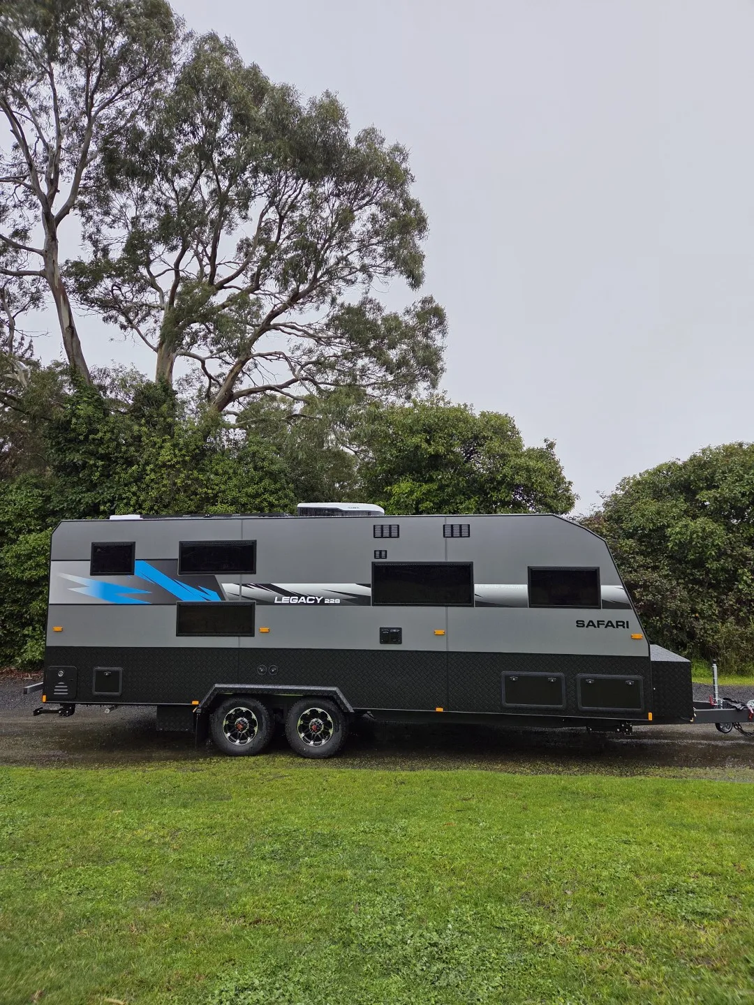 Safari Legacy 228 offside profile showing windows, hatches and tandem axles